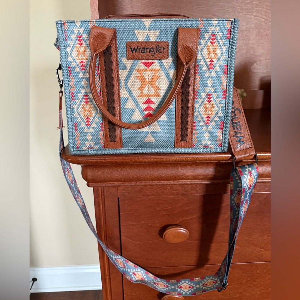 Wrangler Women's Multicolor Patterned Bag